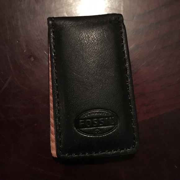 Fossil money clip holder