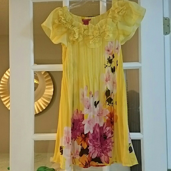 Small - Picture 1 of 1