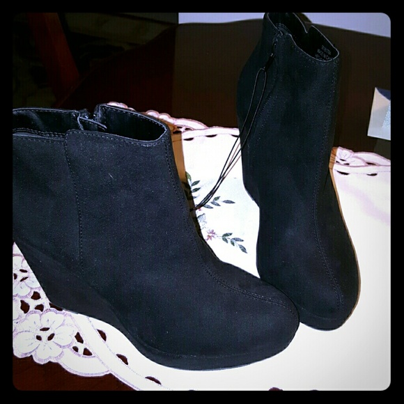 Forever 21 Shoes - Wedge Bootie