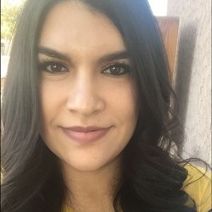 Meet your Posher, Karina