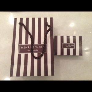Henri Bendel small  bag w cord handles & small box