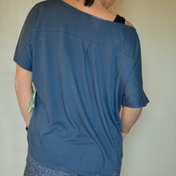Cropped Tee - Picture 2 of 2
