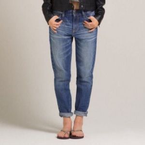 NWT Hollister Boyfriend Jeans