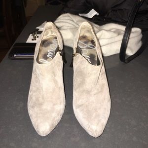 Sam Edelman tan suede booties size 7