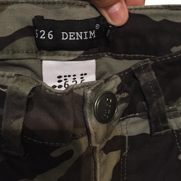 Military print jeans - Picture 3 of 4