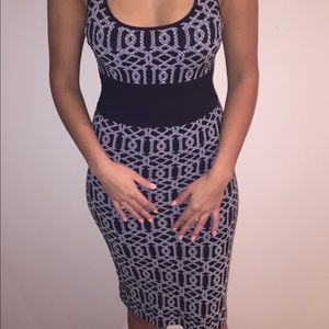 Like new! Bebe bodycon midi dress