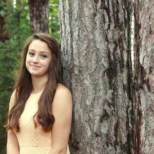 Meet your Posher, Ally