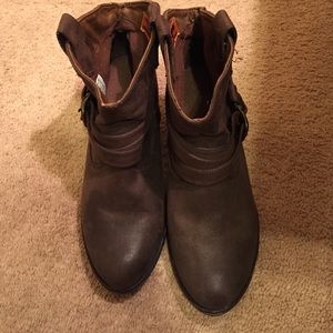 Rocket dog ankle boots