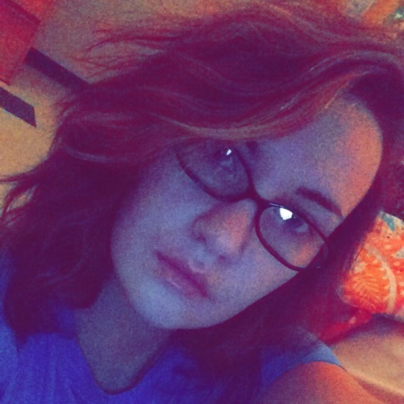 ❌SOLD❌Bebe glasses with free Vera Bradley case - Picture 2 of 4