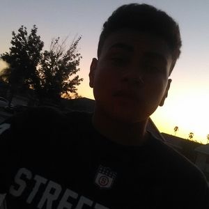 Meet your Posher, Devin