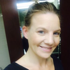 Meet your Posher, Candice