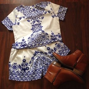 Crop top and short matching set size L