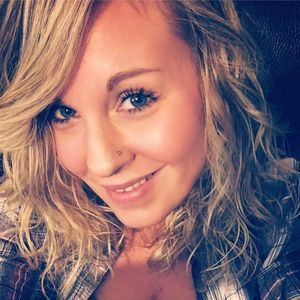 Meet your Posher, Brittani