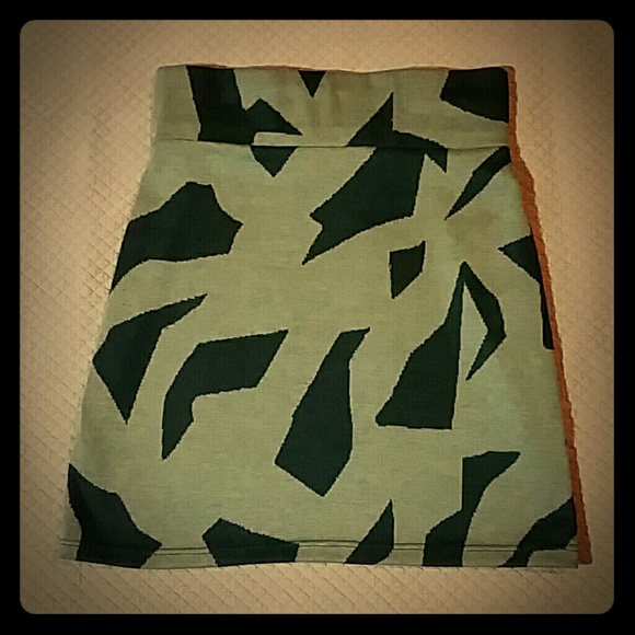 *CLEARANCE* Body con mini skirt