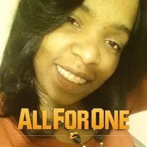 Meet your Posher, Sharlene