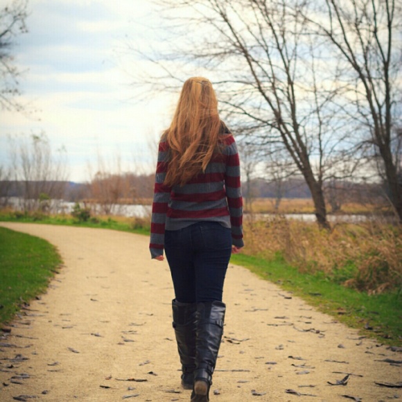 Meet your Posher, Hailee - Picture 3 of 3