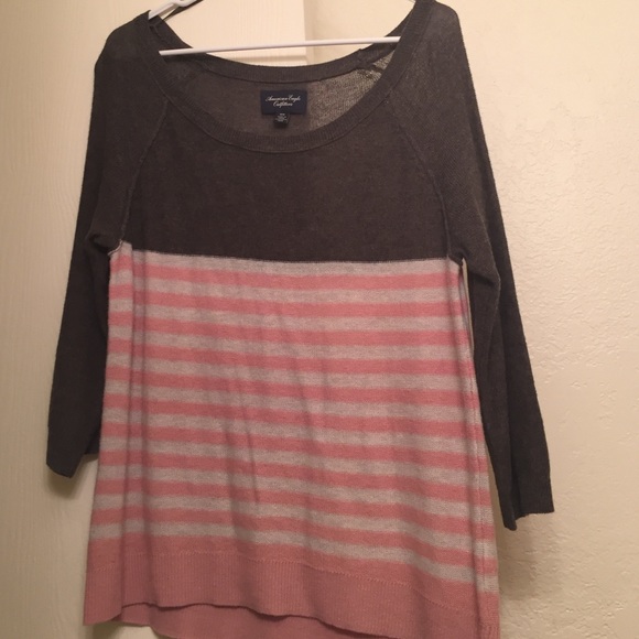 NWOT very soft light weight sweater