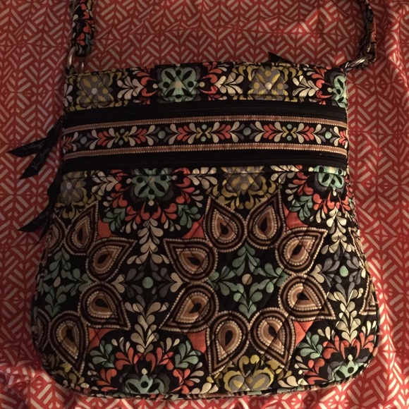 Vera Bradley Handbags - Vera Bradley triple zip cross body bag!