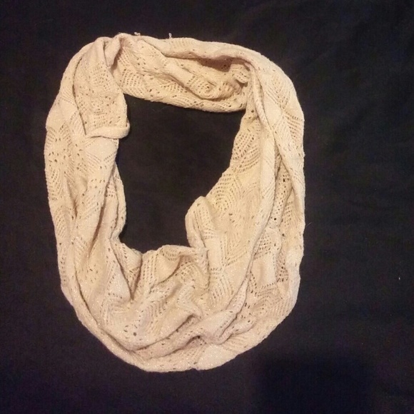 Infinity scarf