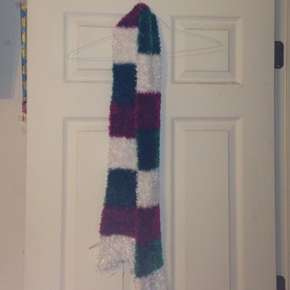 Christmas scarf!