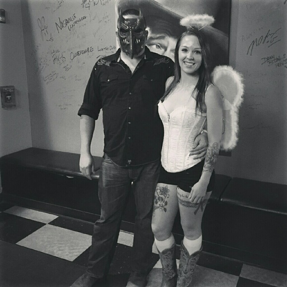 Meet your Posher, Megan - Picture 1 of 1