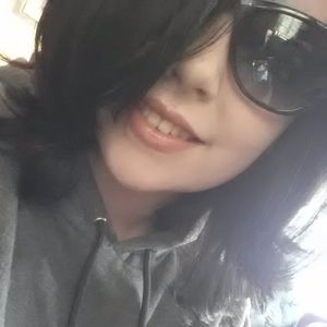 Meet your Posher, Isabel