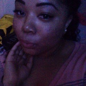 Meet your Posher, Janese