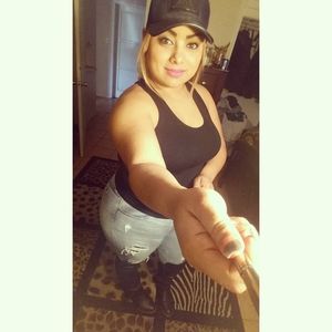 Meet your Posher, Ayllyn