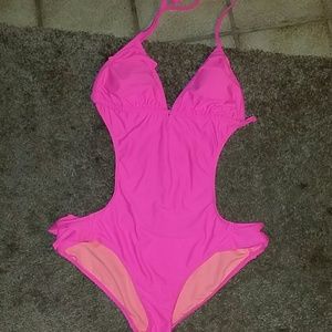 Swim suit