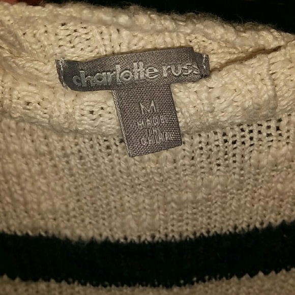 Black and white sweater - Picture 3 of 3