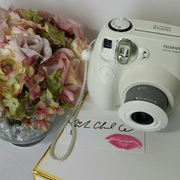 Fujifilm Instax Mini 7s Camera