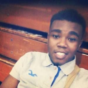 Meet your Posher, Devonte