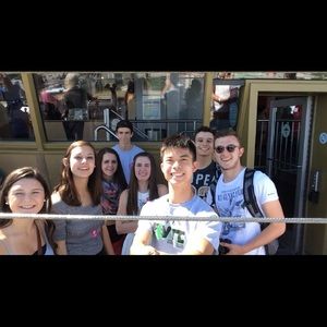 Meet your Posher, Claire