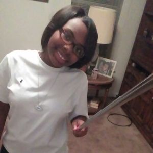 Meet your Posher, Leigha