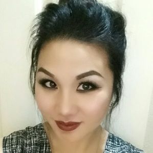 Meet your Posher, Panhia