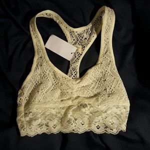 NWT Trillium lace racerback bralette
