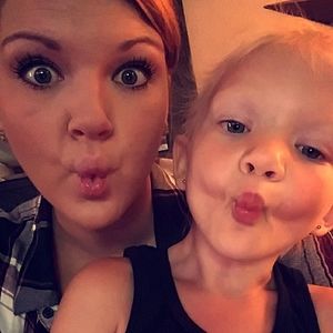 Meet your Posher, Alexis