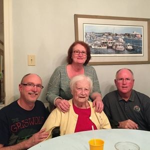 Meet your Posher, Debbie