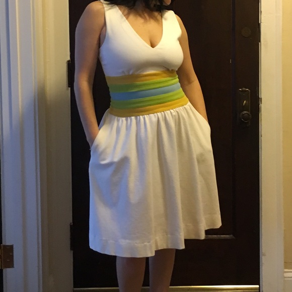 Diane von Furstenberg Dresses & Skirts - Diane Von FURSTENBERG White dress