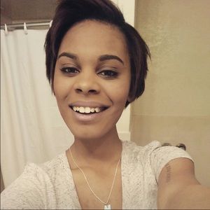 Meet your Posher, Marsha