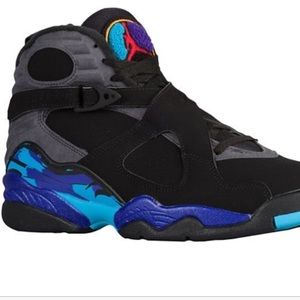 Meet your Posher, Suzanne