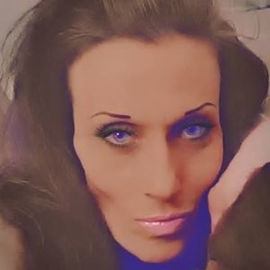 Meet your Posher, Bena