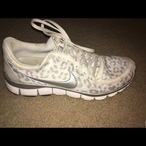 Leopard Nike 5.0