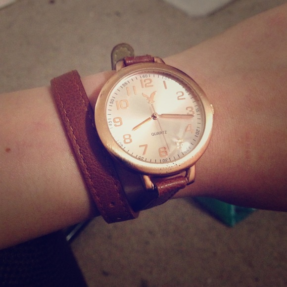 ⏰AE Leather Wrap Watch! ⏰