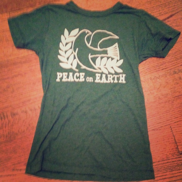 Urban Outfitters Tops - Urban Outfitters Peace on Earth slim fit tee NWOT