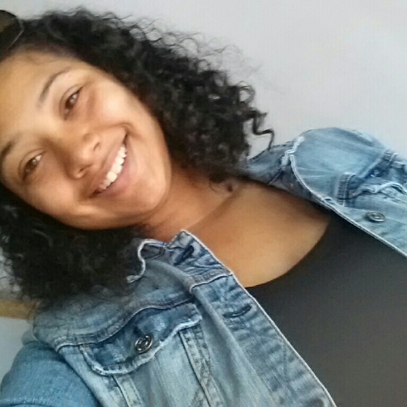 Meet your Posher, Jazmine