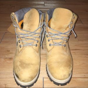 Used Mens Timberland Boots 6" Wheat Grey sz 9.5