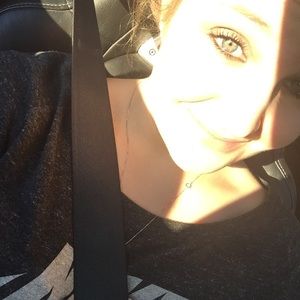 Meet your Posher, Jenn