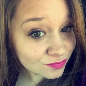 Meet your Posher, Anneliese