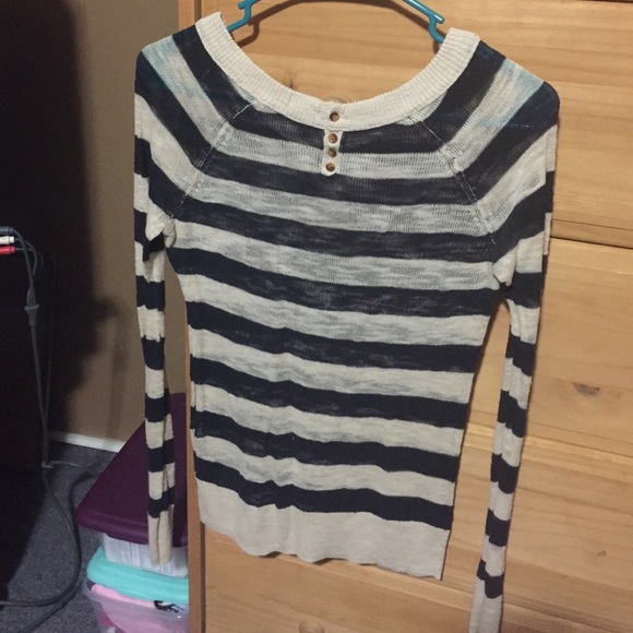 Aerie sweater